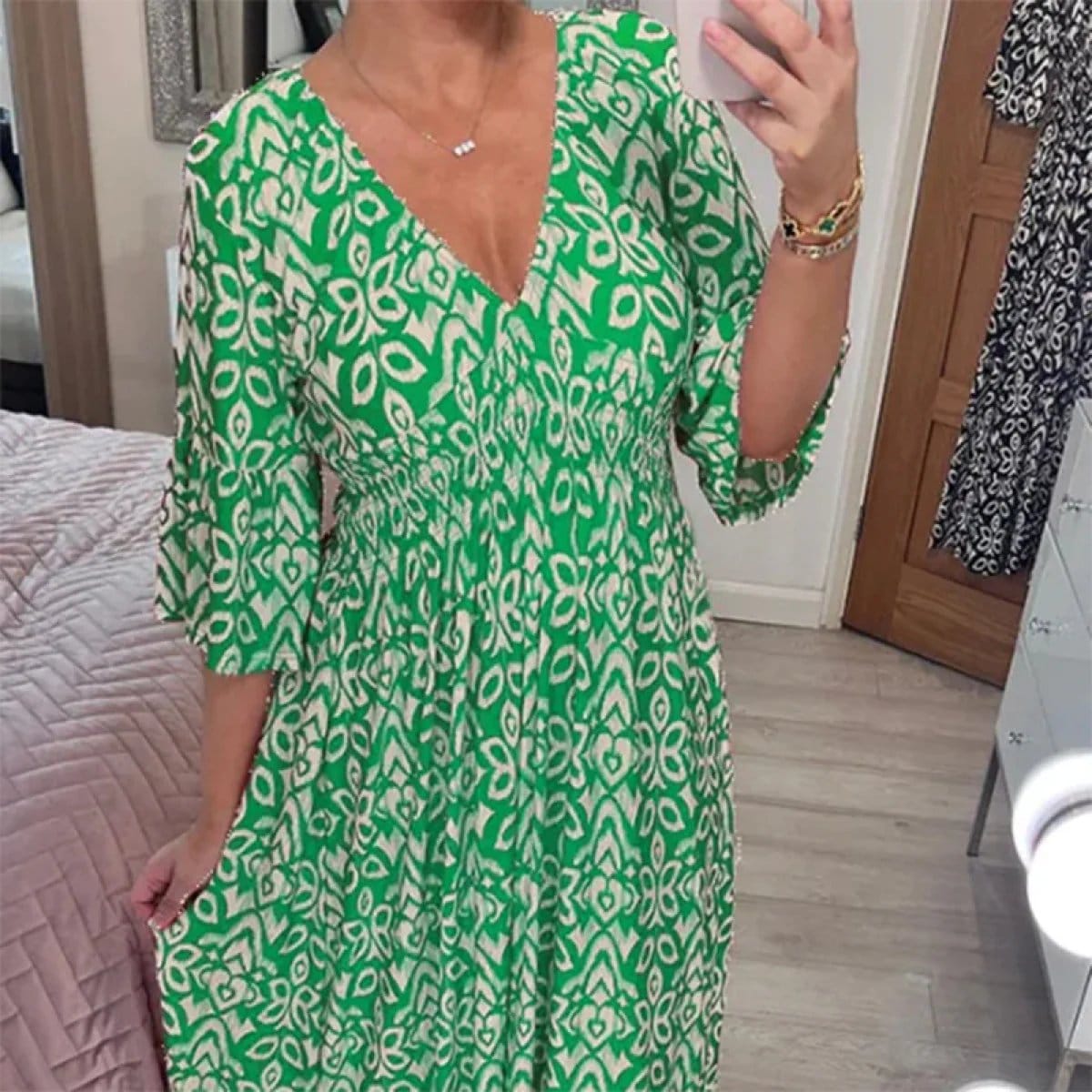 Grace - V-Neck Floral Dress