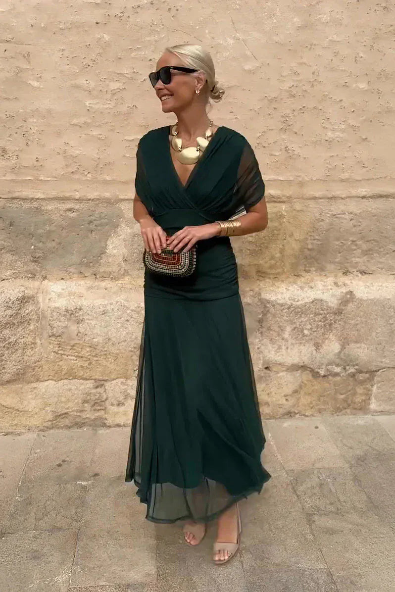 ISABELLA | Elegant Maxi Dress with Flattering Waist and Timeless Class