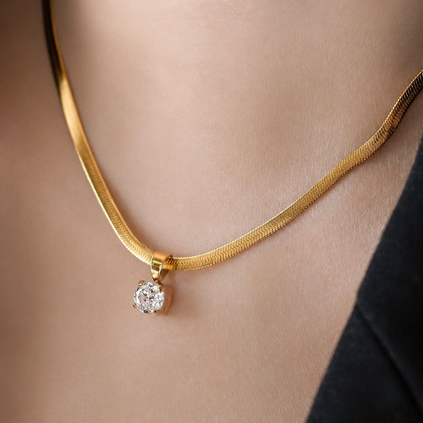 Golden Silhouette Pendant Necklace